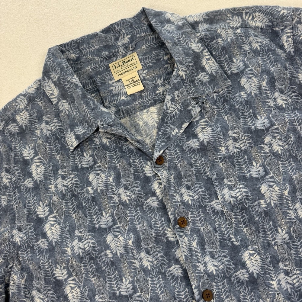 LL Bean Mens XL Blue Floral Tropics Hawaiian Short Sleeve Button Up Shirt